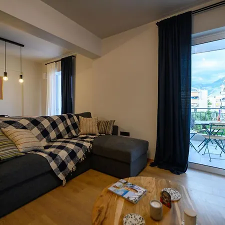 Plato 88 * Kalamáta