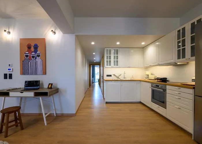 Plato 88 * Καλαμάτα