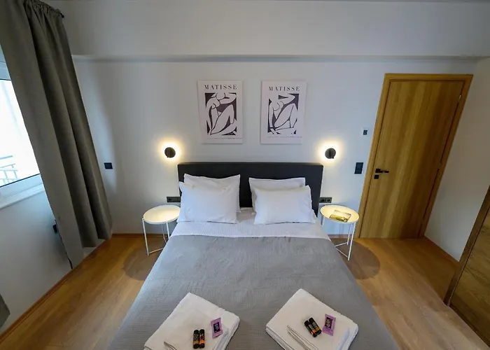 Plato 88 Апартаменты Каламата